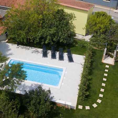 Ida Villa Pula Exterior photo