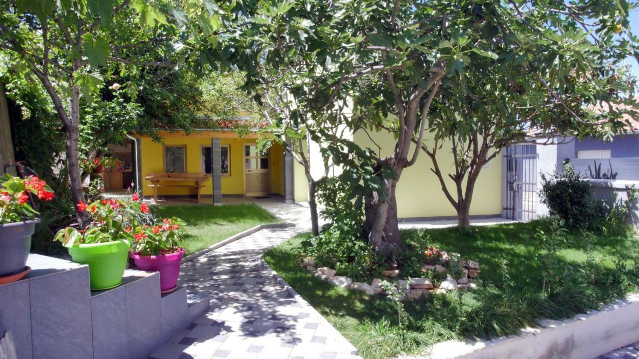 Ida Villa Pula Exterior photo